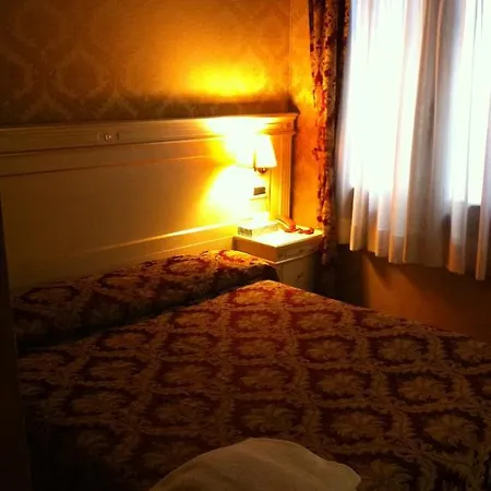 Casa Arte البندقية