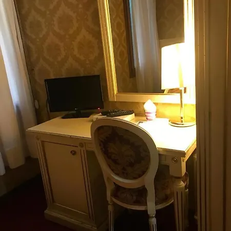 Casa Arte Gæstehus 3*